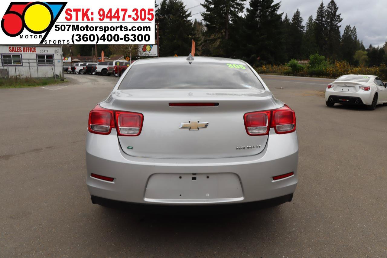 Used 2016 Chevrolet Malibu LT w/ Sun And Convenience Package FWD image 6