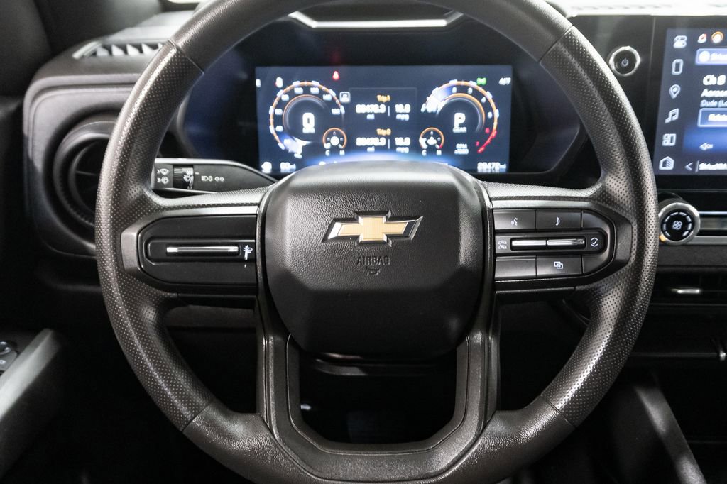 Used 2024 Chevrolet Colorado W/T image 11