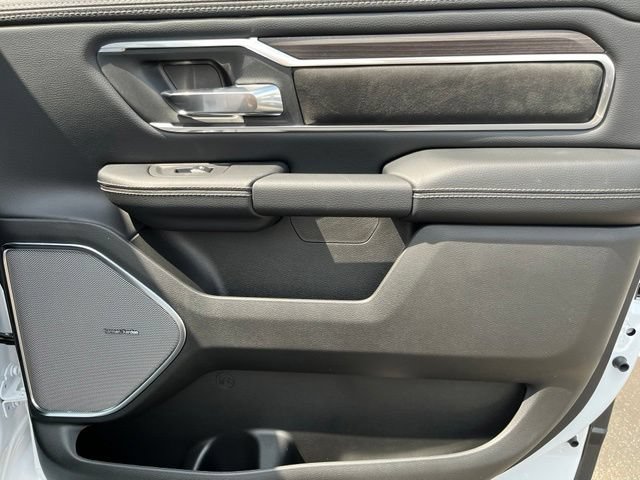 New 2026 RAM 1500 Laramie AWD/4WD image 21