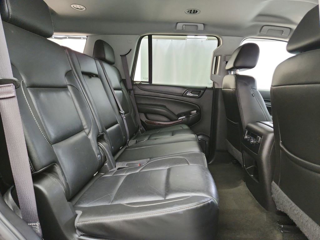 Used 2017 GMC Yukon SLT AWD/4WD image 34