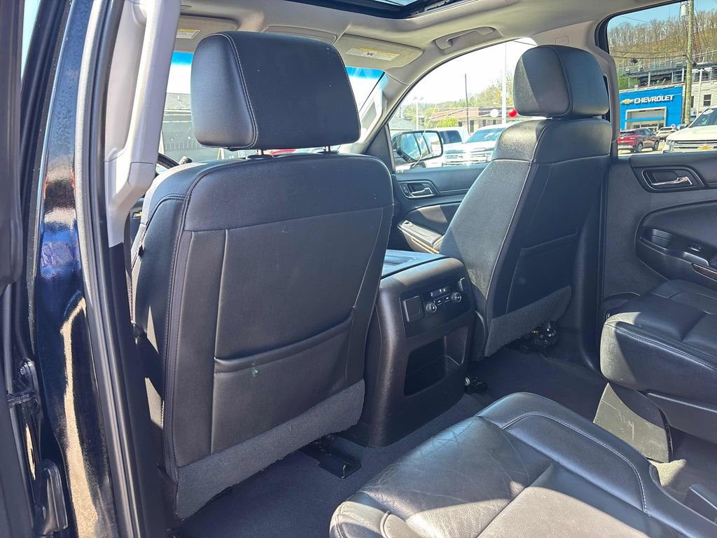 Used 2019 Chevrolet Suburban LT AWD/4WD image 25
