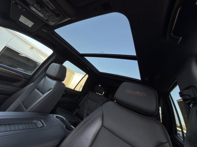 Certified 2022 Chevrolet Tahoe High Country AWD/4WD image 31