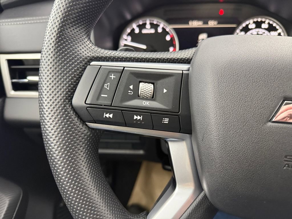 New 2026 Mitsubishi Outlander ES AWD/4WD image 33
