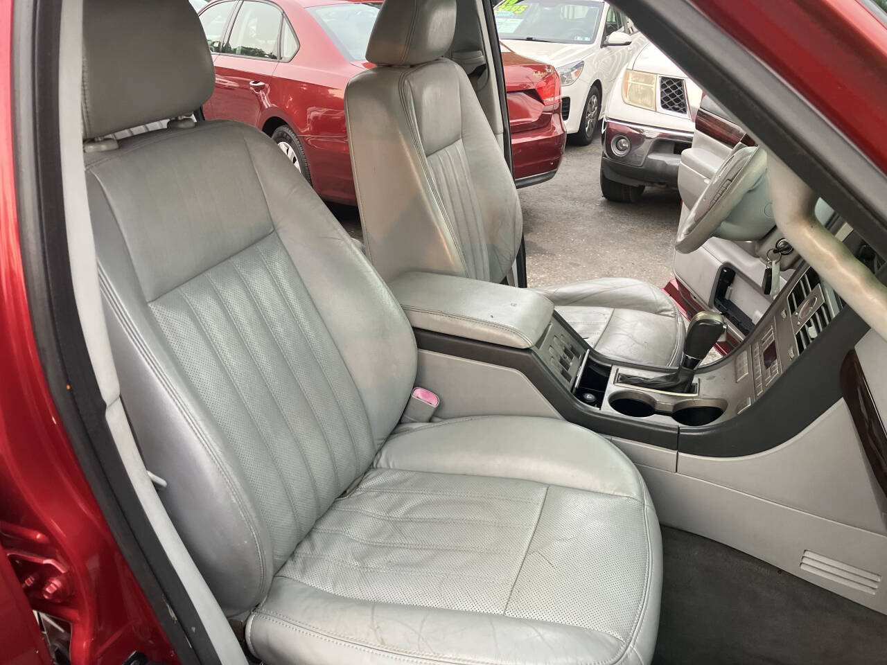 Used 2005 Lincoln Aviator AWD image 33