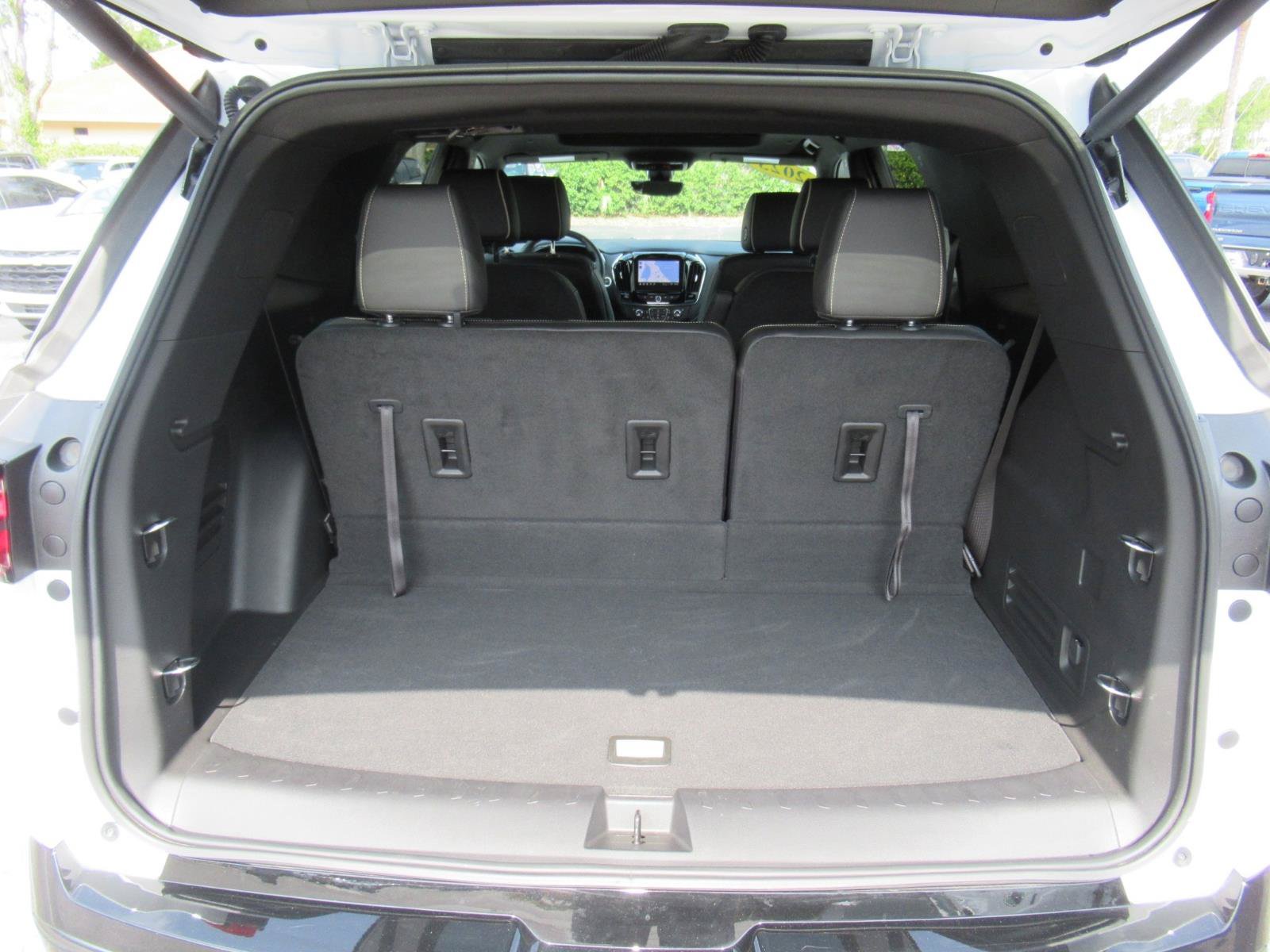 Used 2023 Chevrolet Traverse Premier w/ Redline Edition FWD image 39