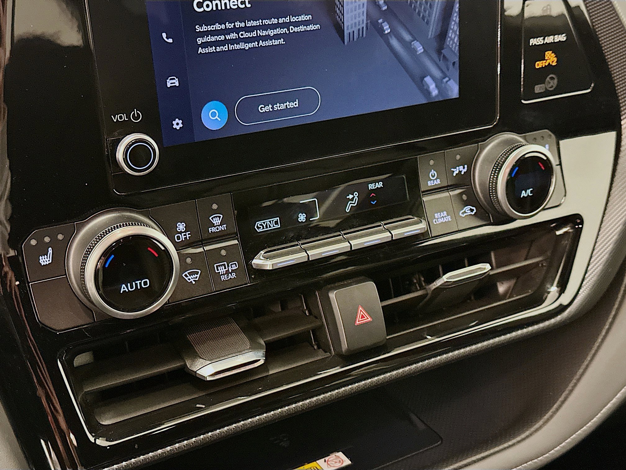 Used 2024 Toyota Highlander XSE image 24