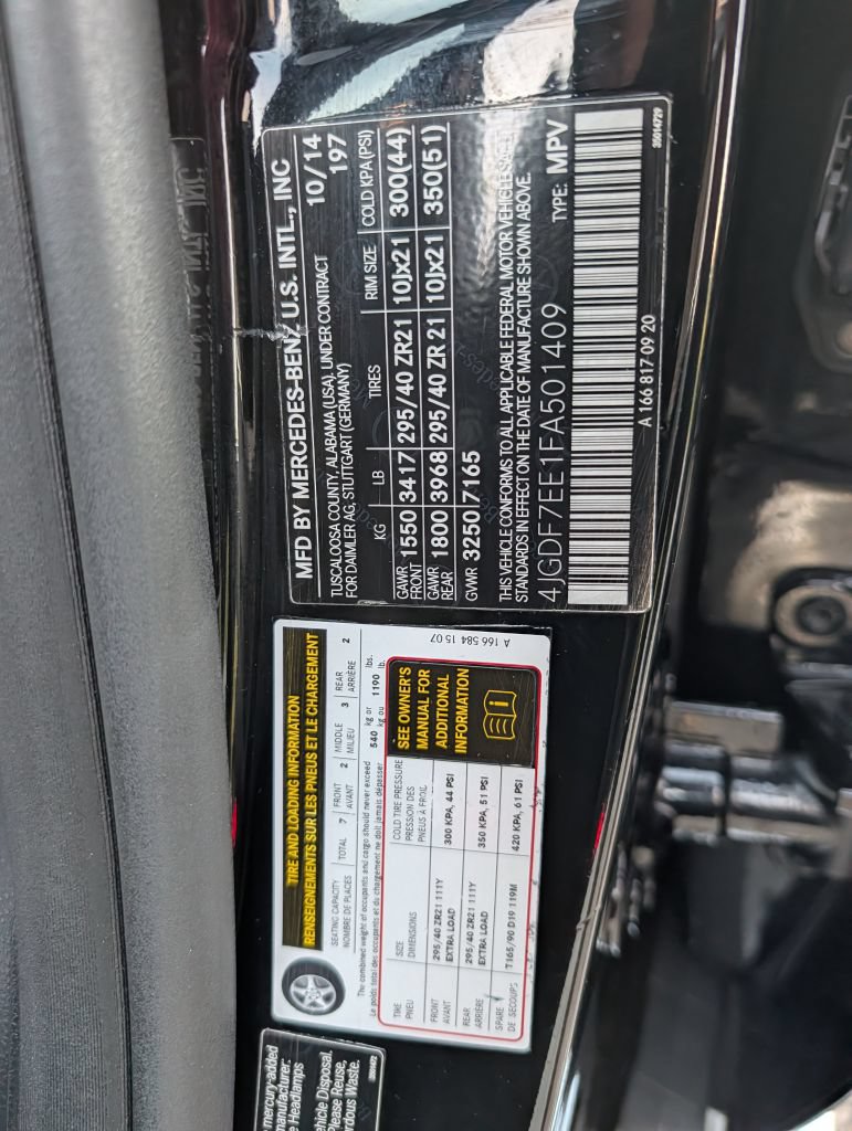 Used 2015 Mercedes-Benz GL 63 AMG 4MATIC image 18