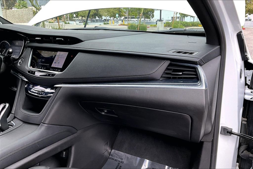Certified 2024 Cadillac XT5 Premium Luxury FWD image 17