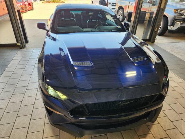 Used 2020 Ford Mustang GT Premium w/ Equipment Group 401A RWD image 2