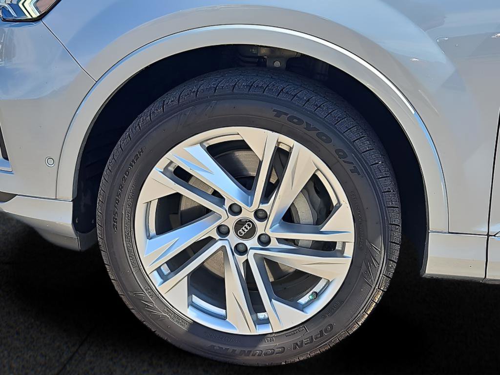 Used 2024 Audi Q7 3.0T Premium Plus image 8