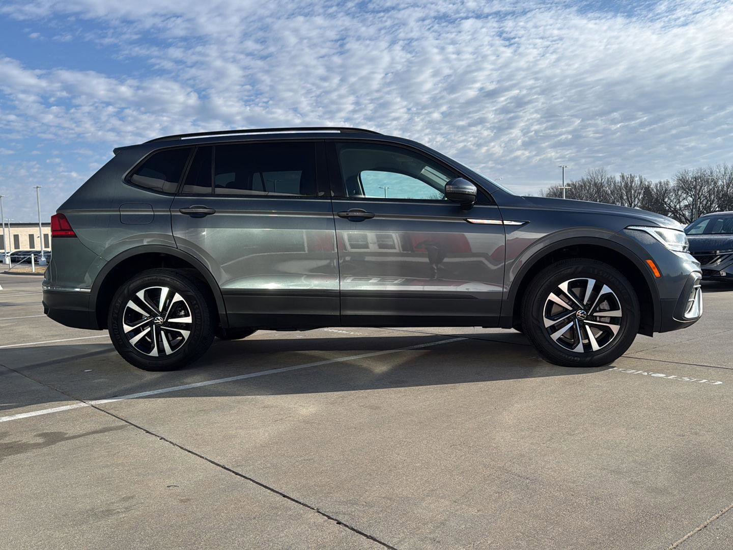 Used 2022 Volkswagen Tiguan S AWD/4WD image 6