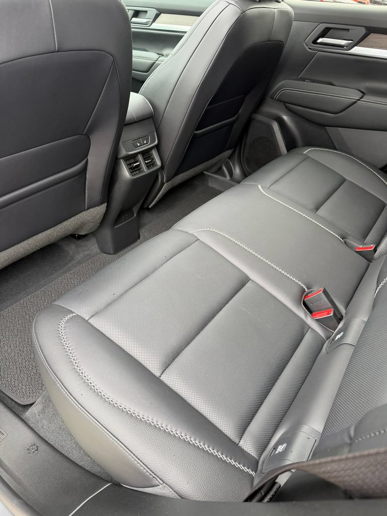 Used 2026 GMC Terrain Denali AWD/4WD image 21
