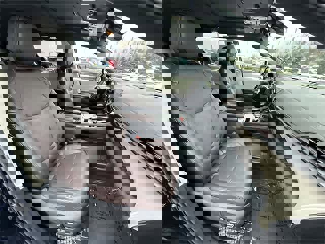 Used 2024 Toyota Sienna Platinum image 24