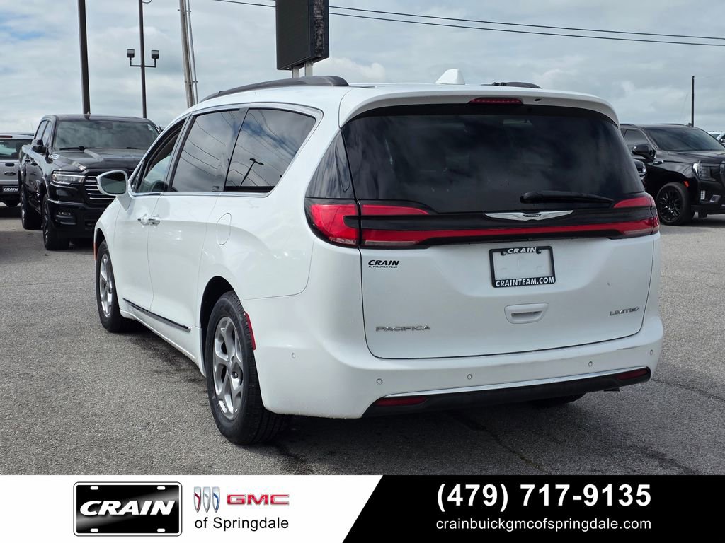 Used 2022 Chrysler Pacifica Limited FWD image 5