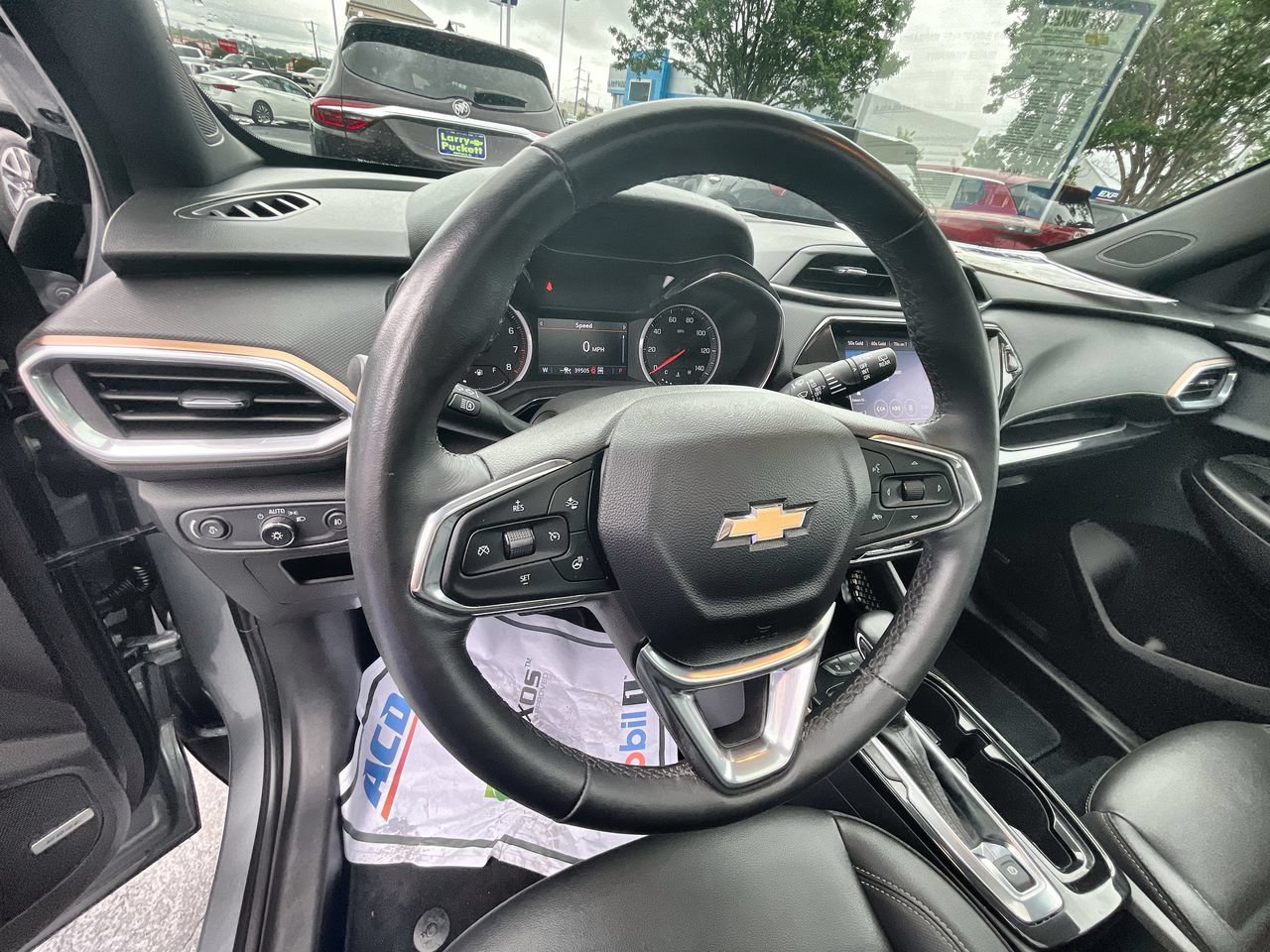 Used 2023 Chevrolet TrailBlazer ACTIV w/ Sun and Liftgate Package AWD/4WD image 10