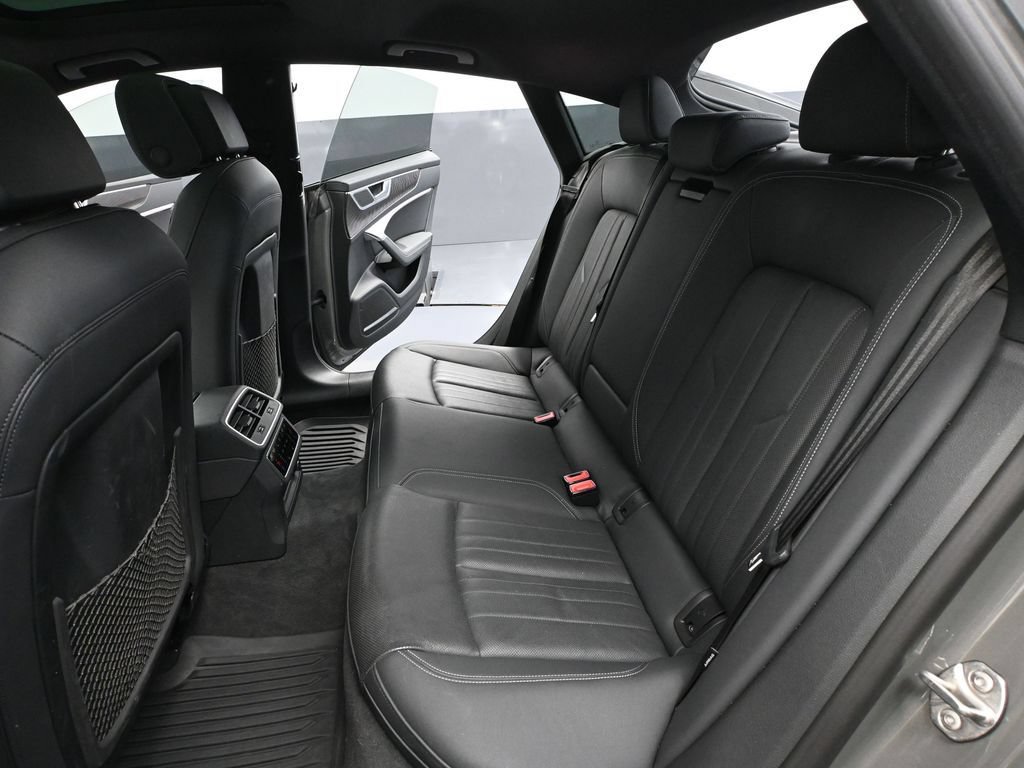 Used 2022 Audi A7 3.0T Premium Plus AWD/4WD image 32