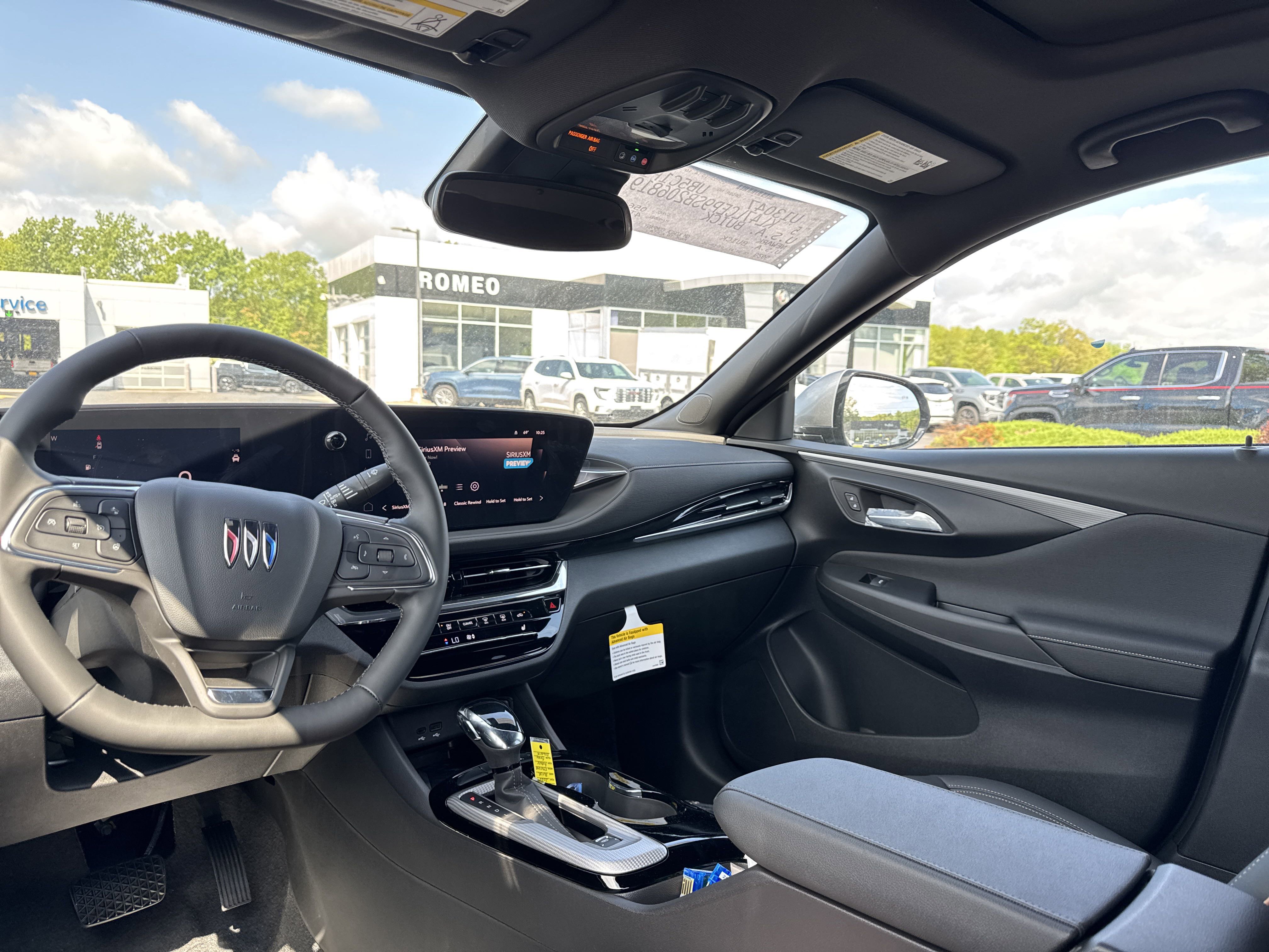 New 2025 Buick Envista Avenir image 15