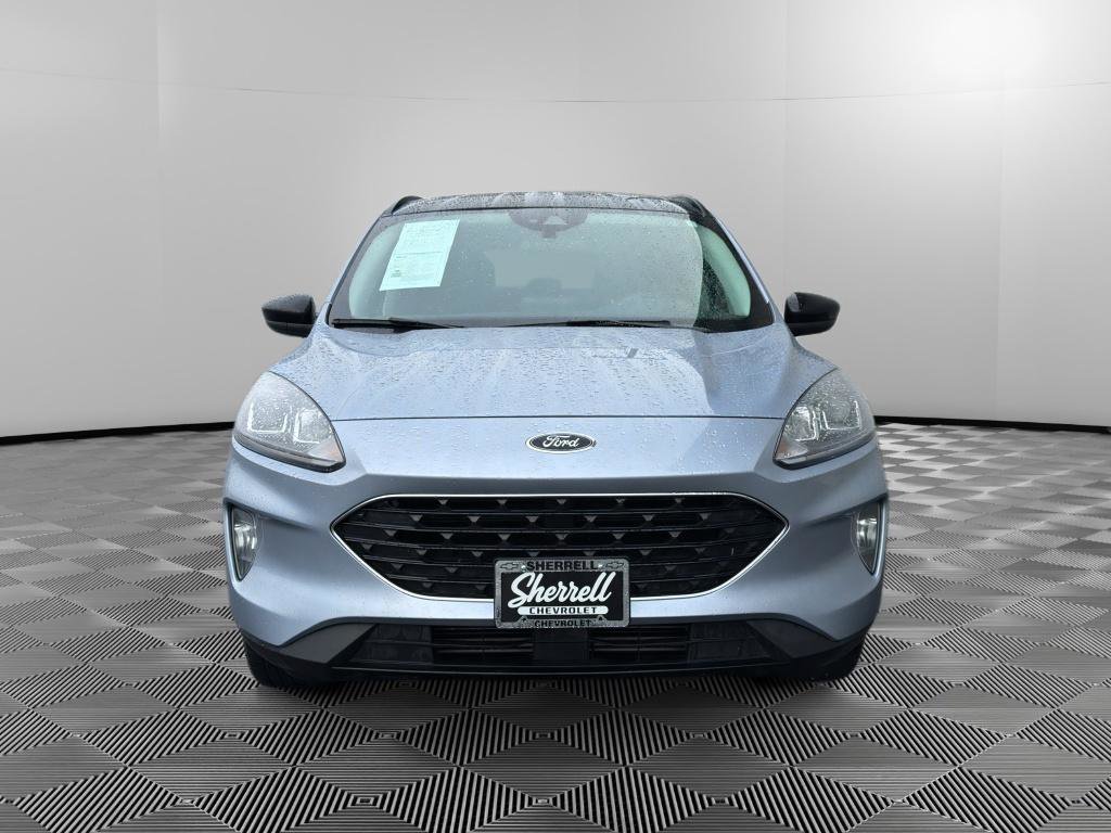 Used 2022 Ford Escape SEL w/ SEL Stealth AWD Package image 2