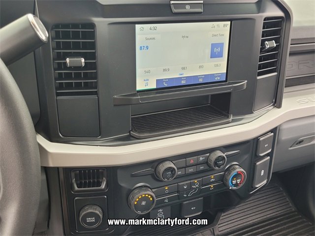 New 2025 Ford F550 XL image 10