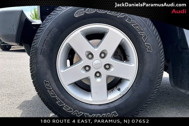 Used 2015 Jeep Wrangler Unlimited Sport w/ Quick Order Package 24S AWD/4WD image 8