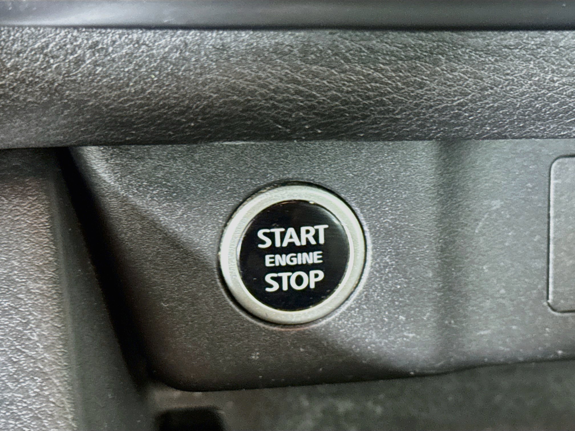 Used 2023 Nissan Rogue SV FWD image 19