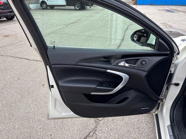 Used 2013 Buick Regal GS image 9