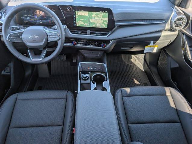New 2027 Chevrolet Equinox LT w/ Convenience Package II FWD image 7