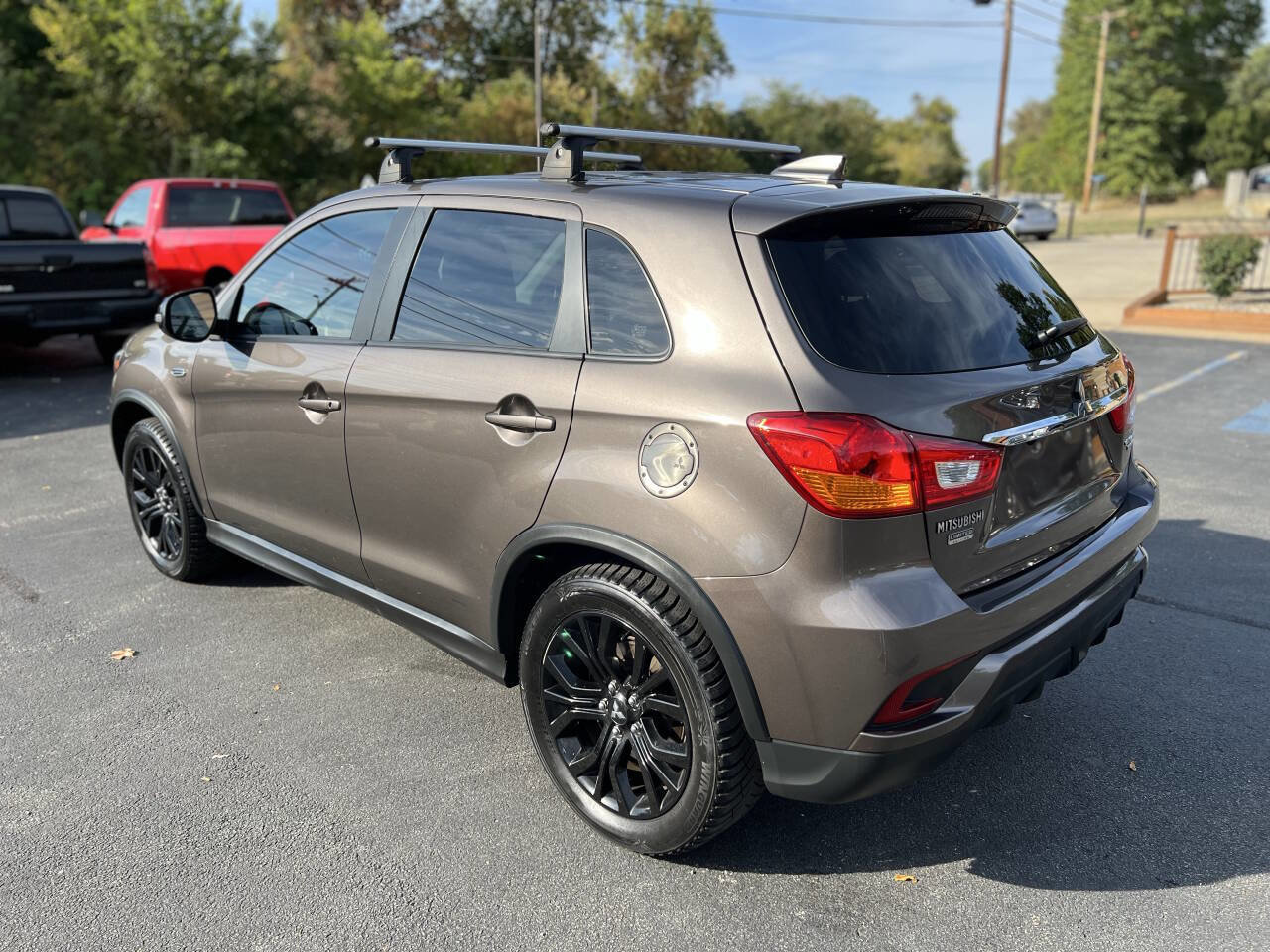 Used 2018 Mitsubishi Outlander Sport LE image 7