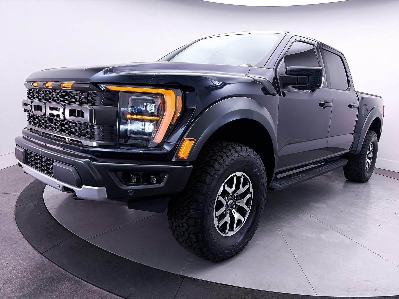 Used 2023 Ford F150 Raptor AWD/4WD image 13