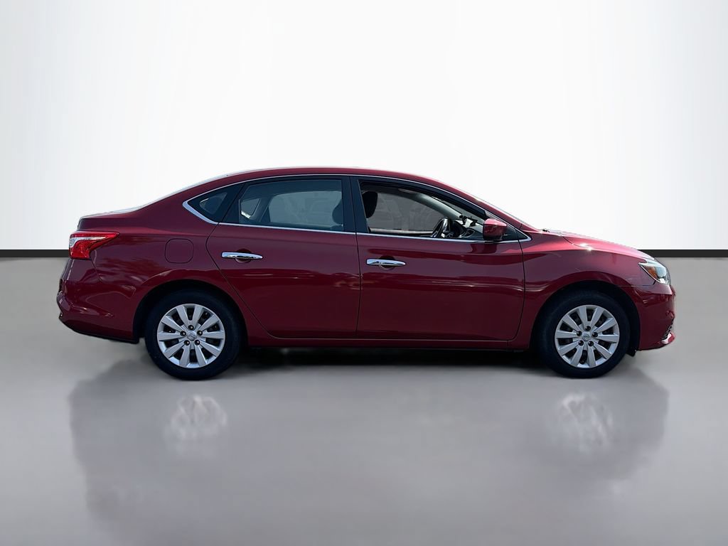 Used 2016 Nissan Sentra SV FWD image 4