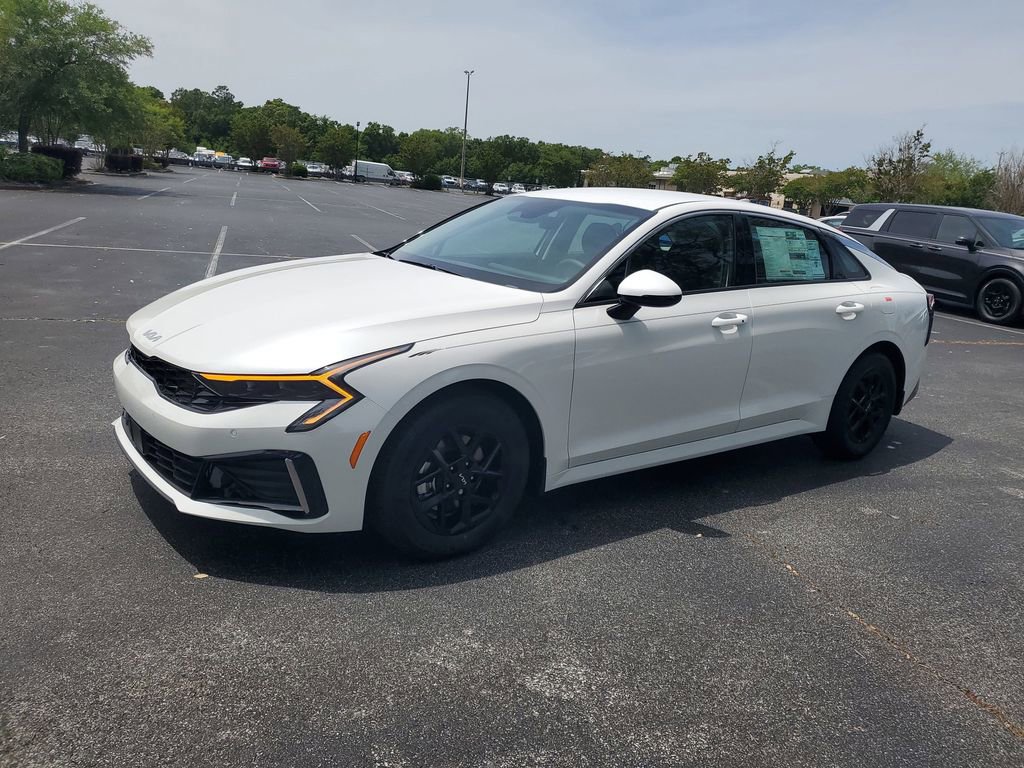 New 2026 Kia K5 LXS FWD image 2