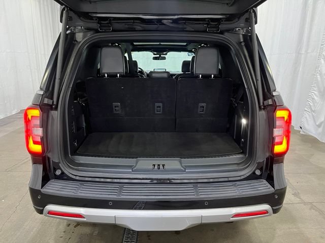 Used 2022 Ford Expedition Platinum AWD/4WD image 13