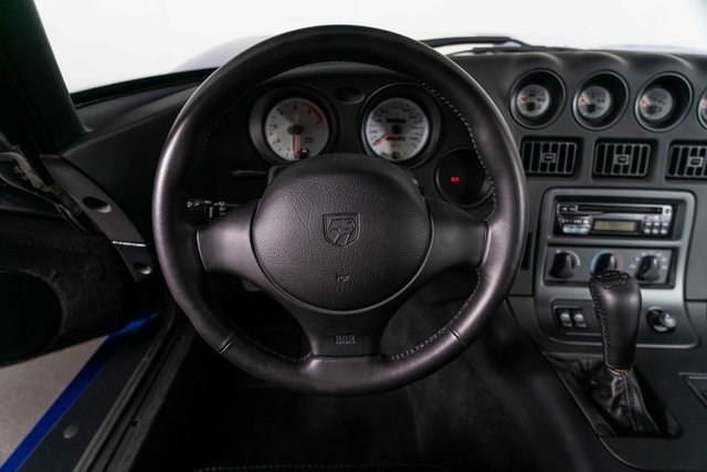 Used 1996 Dodge Viper GTS image 17