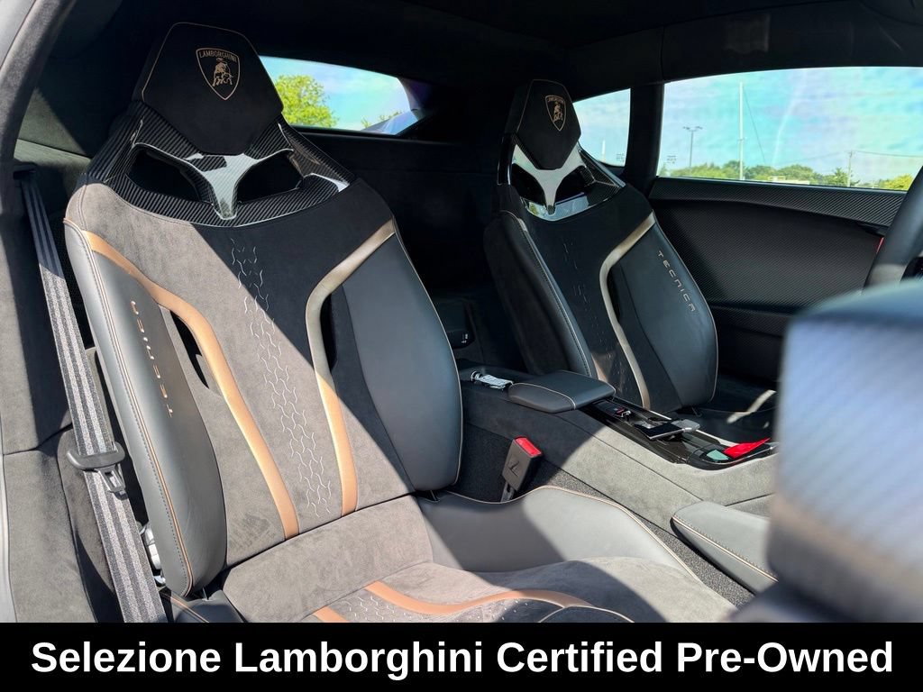 Used 2023 Lamborghini Huracan Tecnica RWD image 38