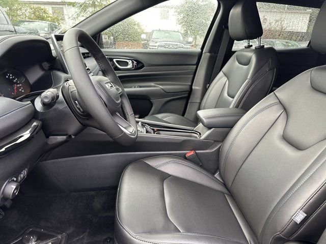 New 2026 Jeep Compass Limited image 9