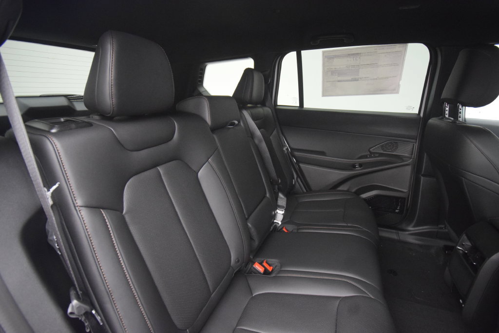 New 2026 Jeep Cherokee Limited AWD/4WD image 18