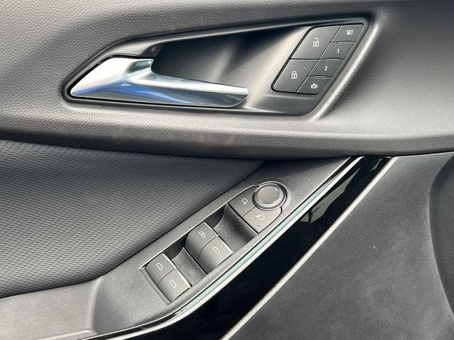New 2027 Chevrolet Equinox RS w/ Safety and Technology Package AWD/4WD image 15
