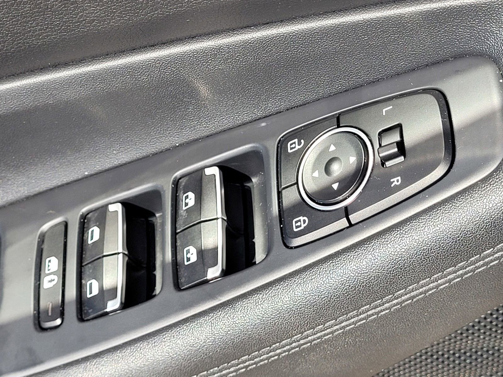 Certified 2023 Hyundai Santa Fe XRT image 22