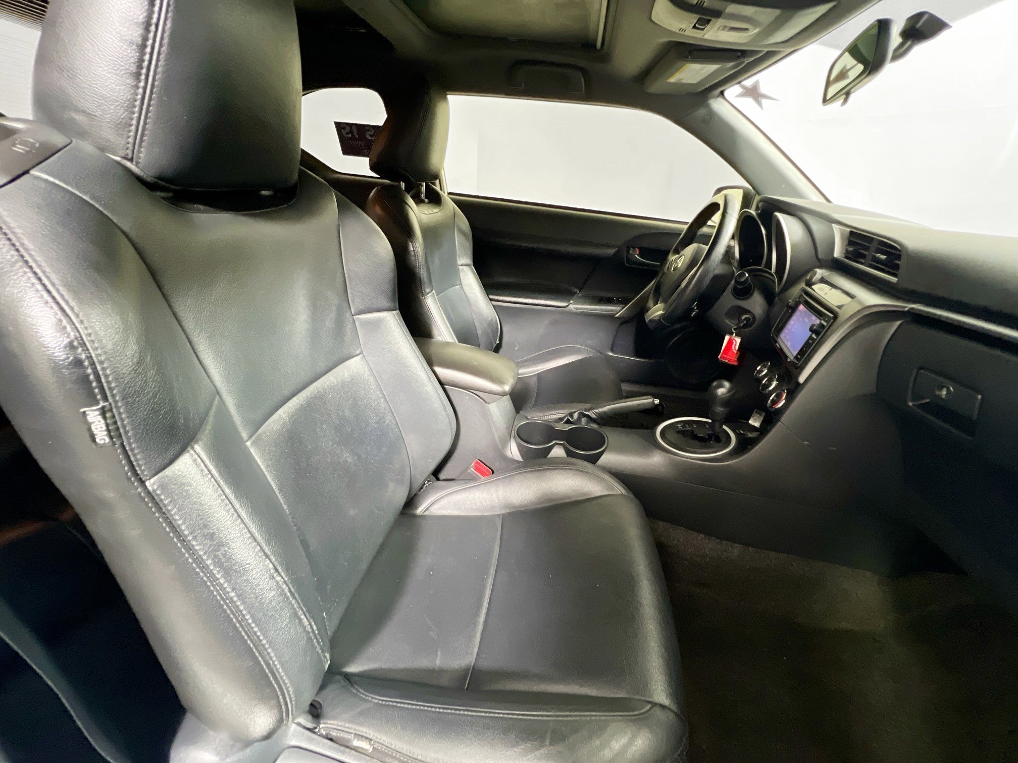 Used 2014 Scion tC image 30