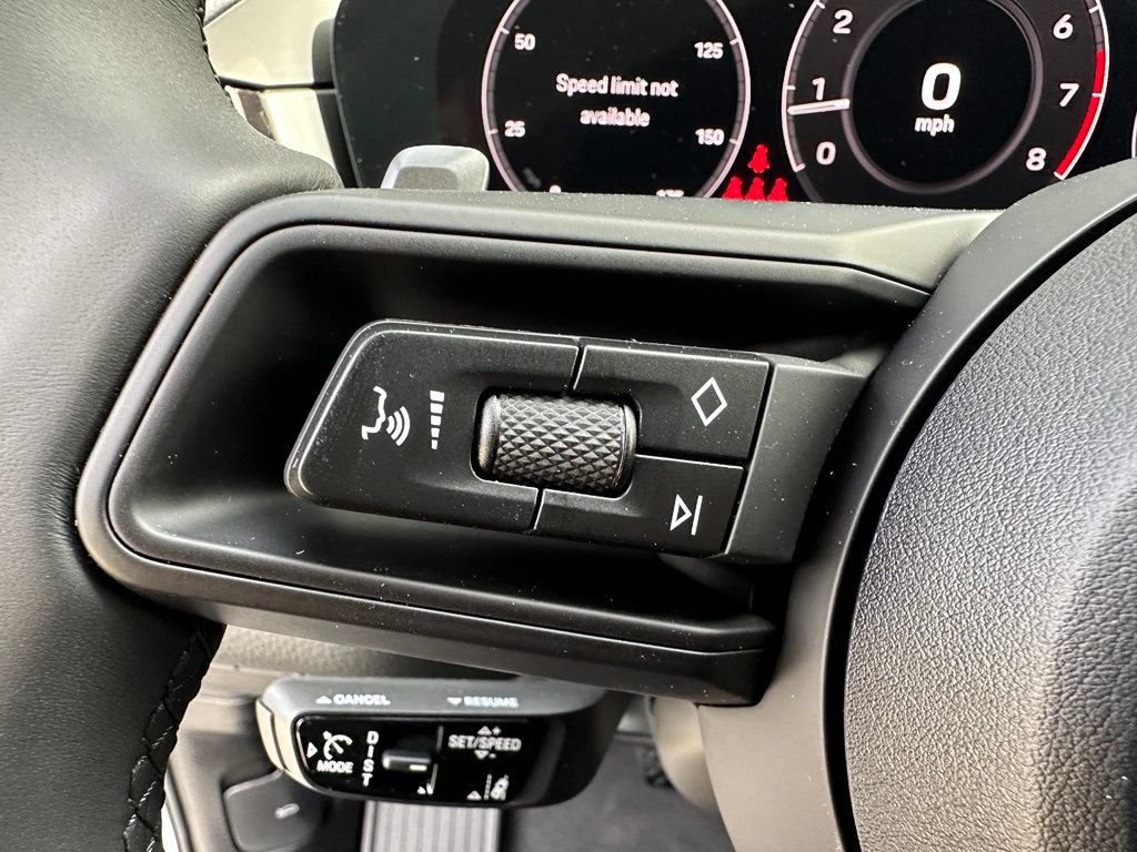 New 2026 Porsche Cayenne Coupe AWD/4WD image 27