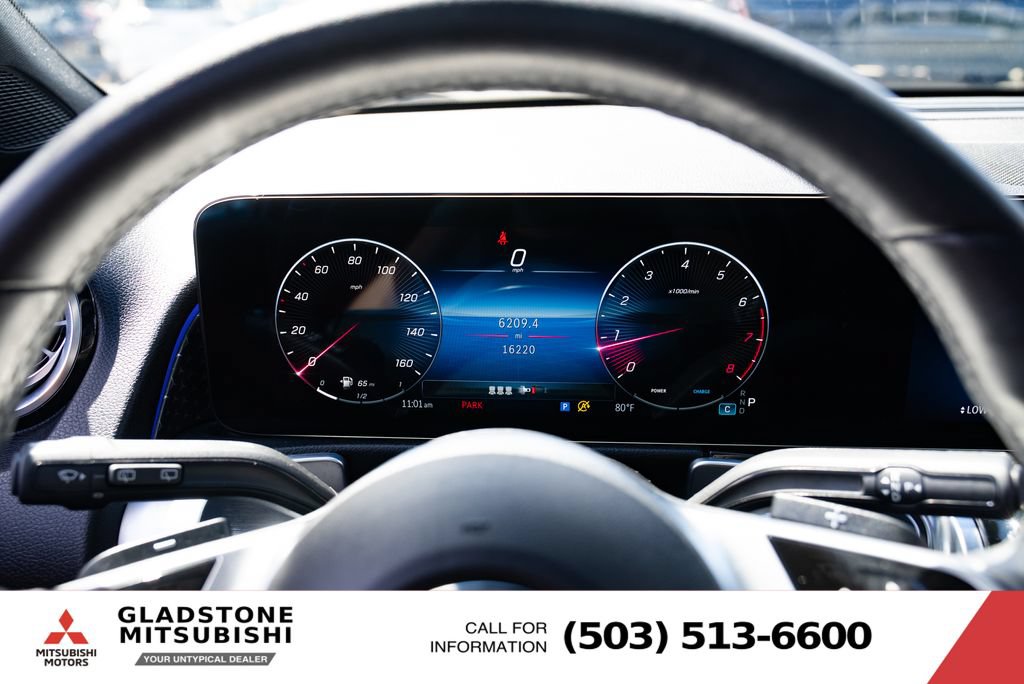 Used 2025 Mercedes-Benz GLB 250 4MATIC image 13