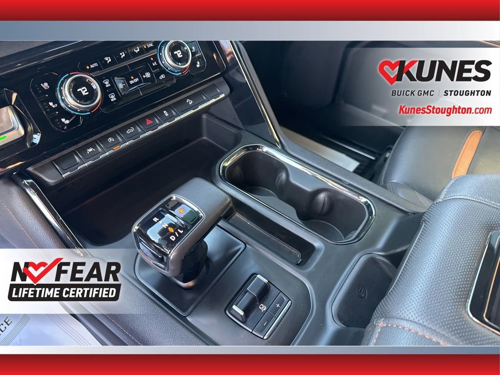 Used 2022 GMC Sierra 1500 AT4 w/ AT4 Preferred Package AWD/4WD image 35
