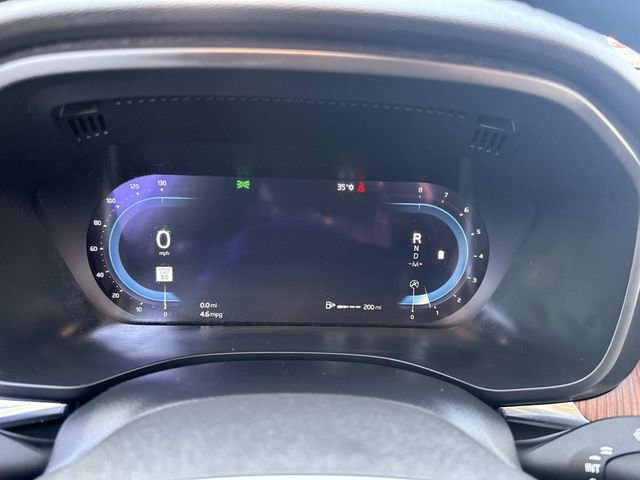 Used 2024 Volvo XC60 B5 Plus image 37