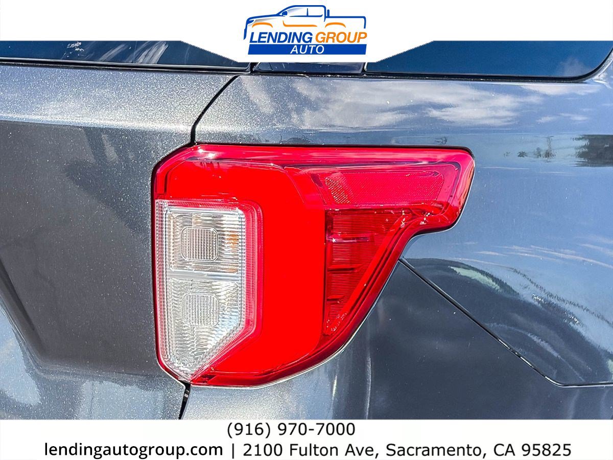 Used 2020 Ford Explorer XLT RWD image 8