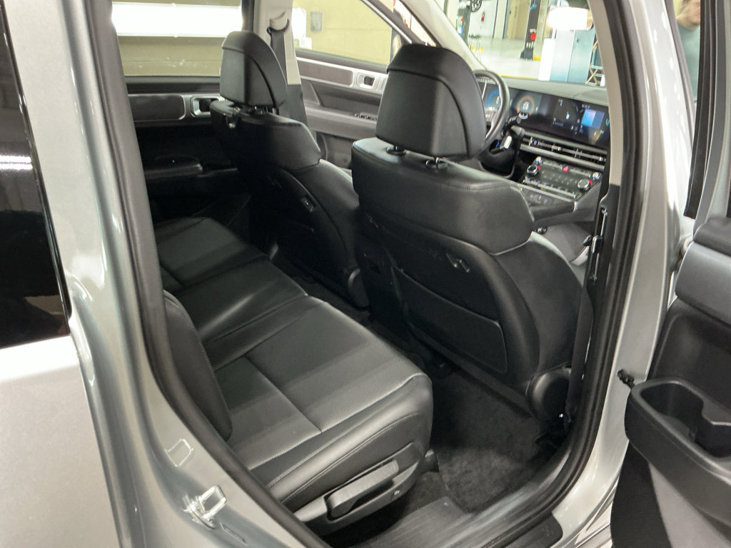 Certified 2024 Hyundai Santa Fe XRT image 16