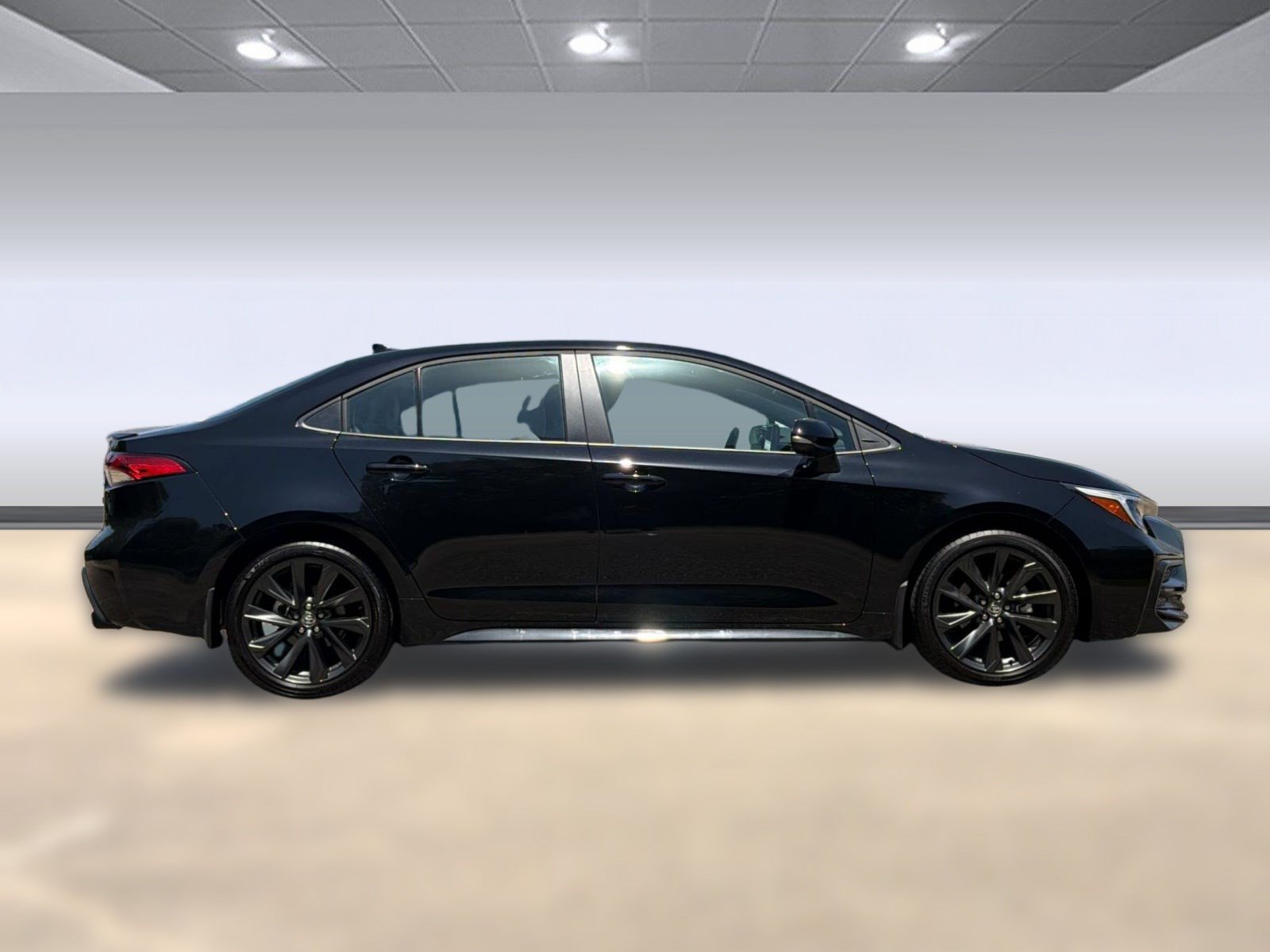 Used 2026 Toyota Corolla SE FWD image 8