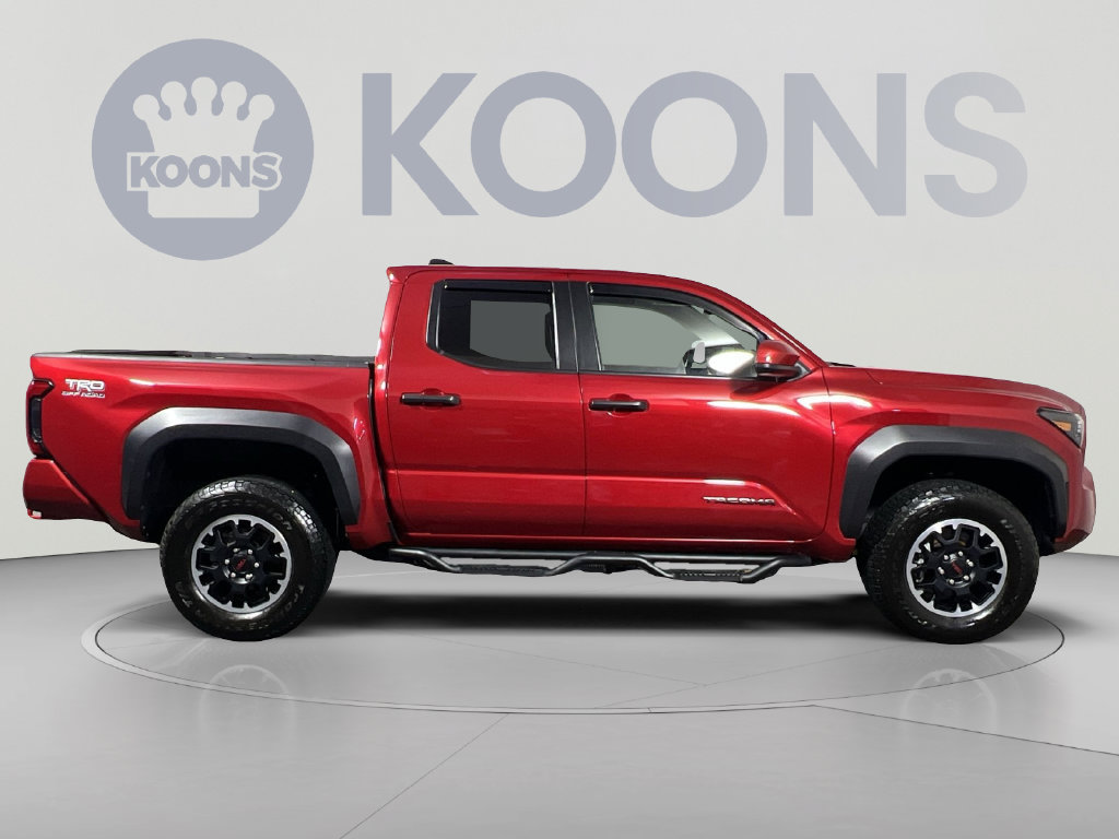 Used 2024 Toyota Tacoma TRD Off-Road AWD/4WD image 8