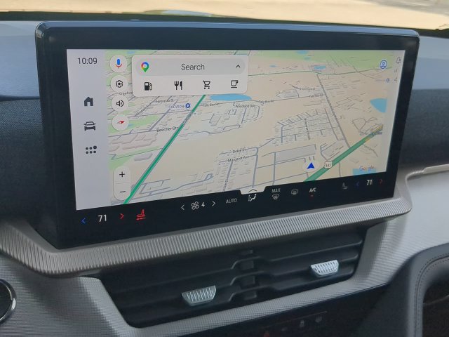 New 2026 Ford Explorer Active RWD image 22