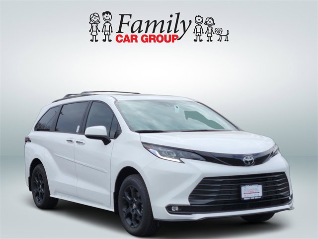 New 2026 Toyota Sienna XLE Woodland Edition video 2