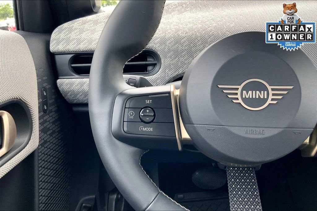 Certified 2025 MINI Cooper 4-Door Hardtop image 18